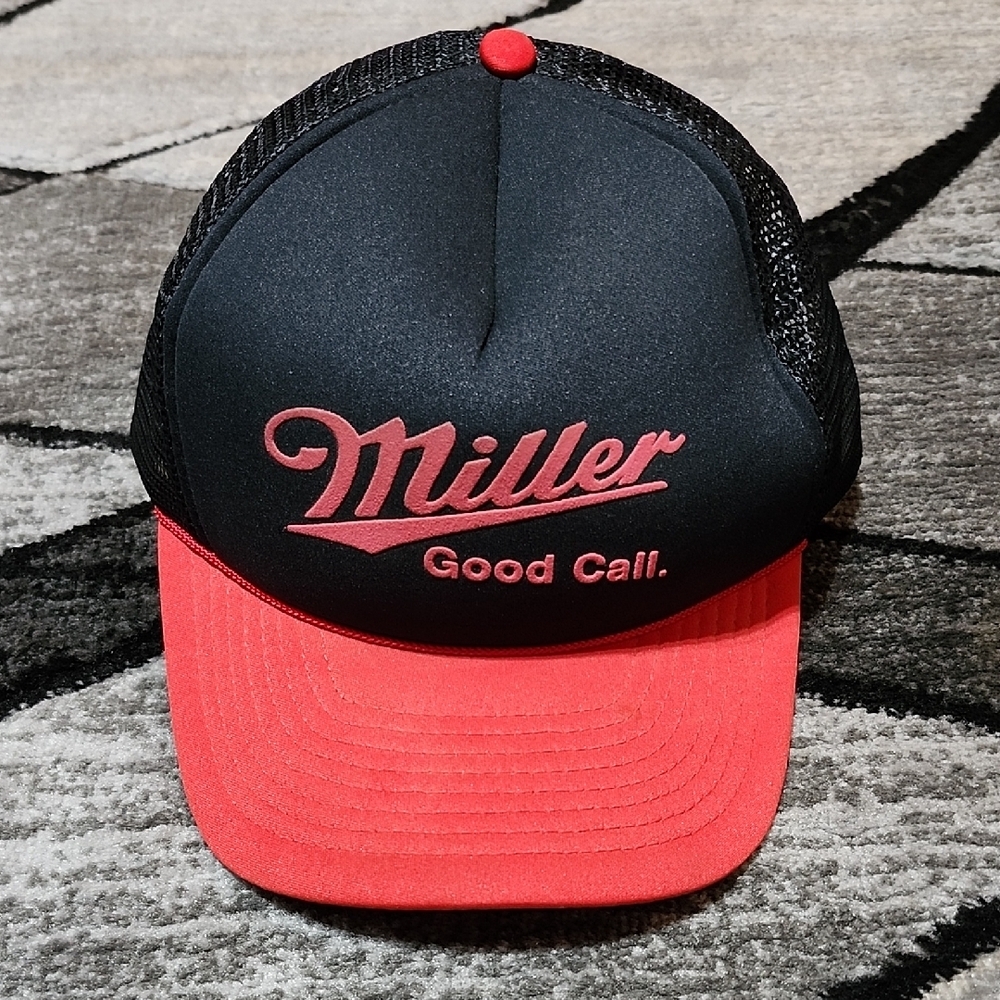 VINTAGE MILLER "GOOD CALL.) MESH BLACK & RED SNAPBACK CAP HAT